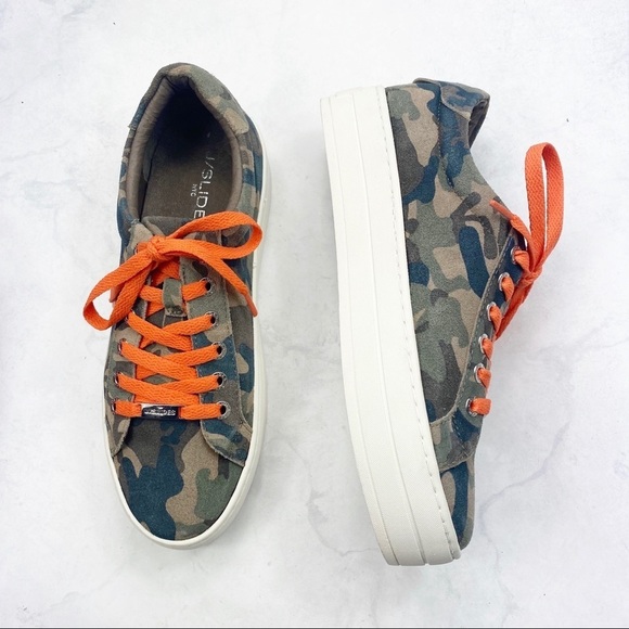 [JSlides] Trendy Platform Camo Sneakers